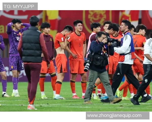 余超足球：探索中国足球的未来与发展之路，激励年轻一代追逐梦想