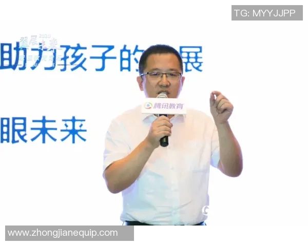 英雄足球学院培养未来足球明星的梦想与希望之路 英雄足球学院培养未来足球明星的梦想与希望之路