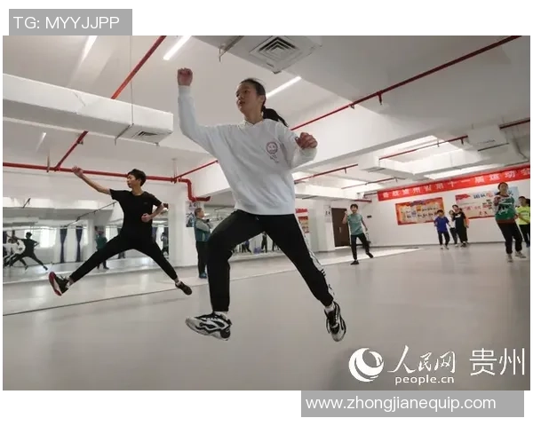 赵军亲授滑板技巧与心得分享助你轻松掌握滑板运动的魅力与乐趣 赵军亲授滑板技巧与心得分享助你轻松掌握滑板运动的魅力与乐趣